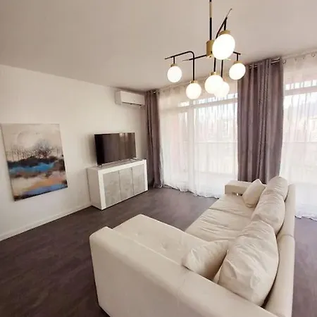 Luxury Two Bedrooms Paul Sеzanne Apartman *