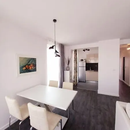 Apartman Luxury Two Bedrooms Paul Sеzanne