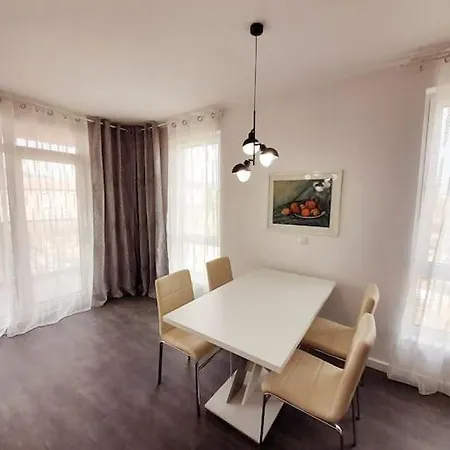 Luxury Two Bedrooms Paul Sеzanne Apartment