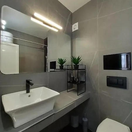 Luxury Two Bedrooms Paul Sеzanne Apartman *
