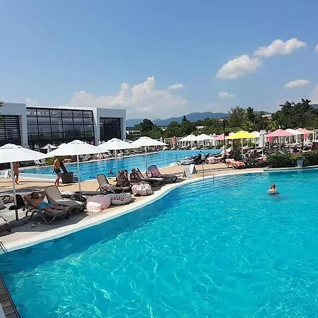 Luxury Two Bedrooms Paul Sеzanne Apartman