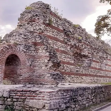 Luxury Two Bedrooms Paul Sеzanne Apartment