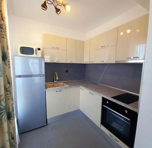 Luxury Two Bedrooms Paul Sеzanne Hisarya